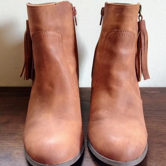 Madden Girl G-Dante Booties - Picture 2 of 7